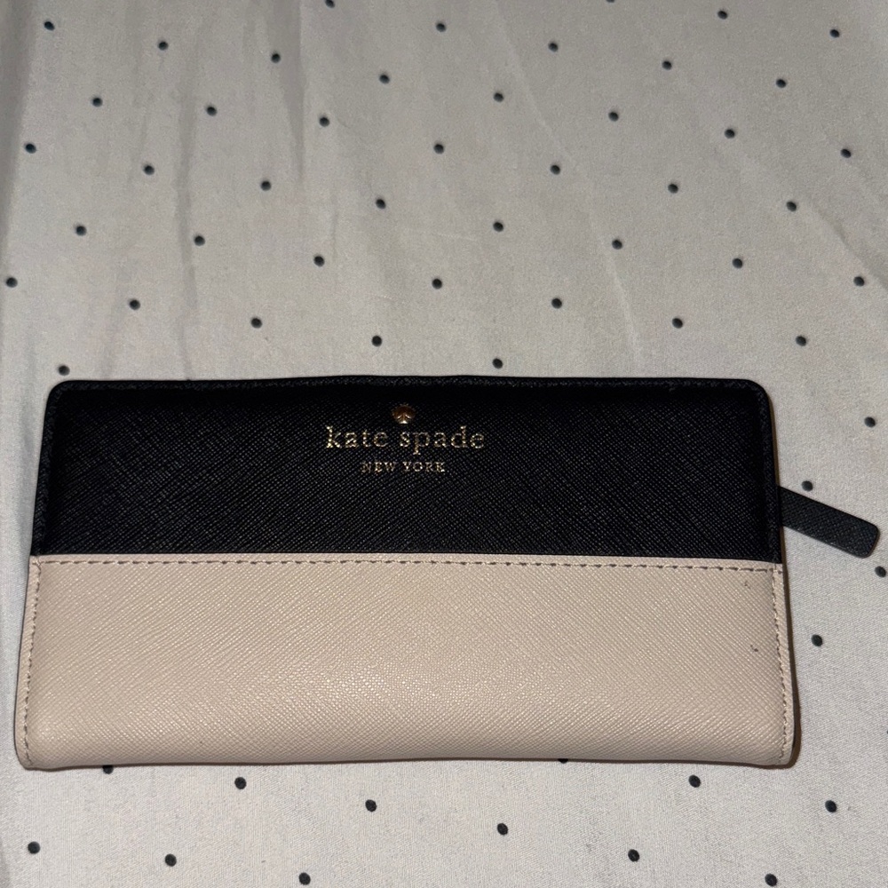 Kate Spade Black and Tan Wallet